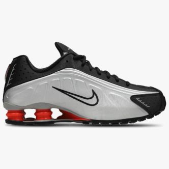 NIKE SHOX R4