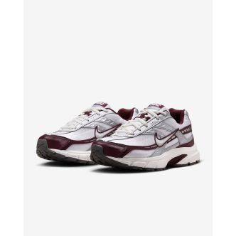 NIKE INITIATOR