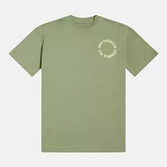 NEW BALANCE CIRCULAR LOGO GRAPHIC TEE